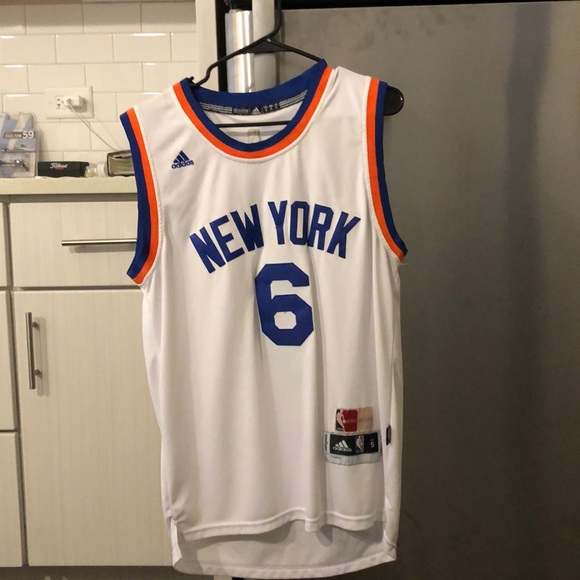 kristaps porzingis white jersey